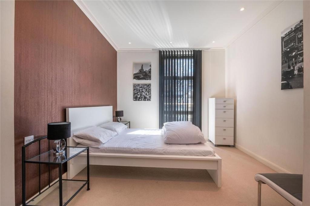 Penthouse Canary Wharf - Free Wifi London Bagian luar foto